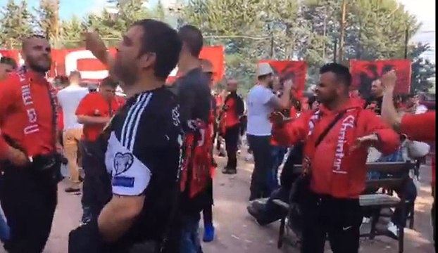 Atmosfera para ndeshjes Itali-Shqiperi