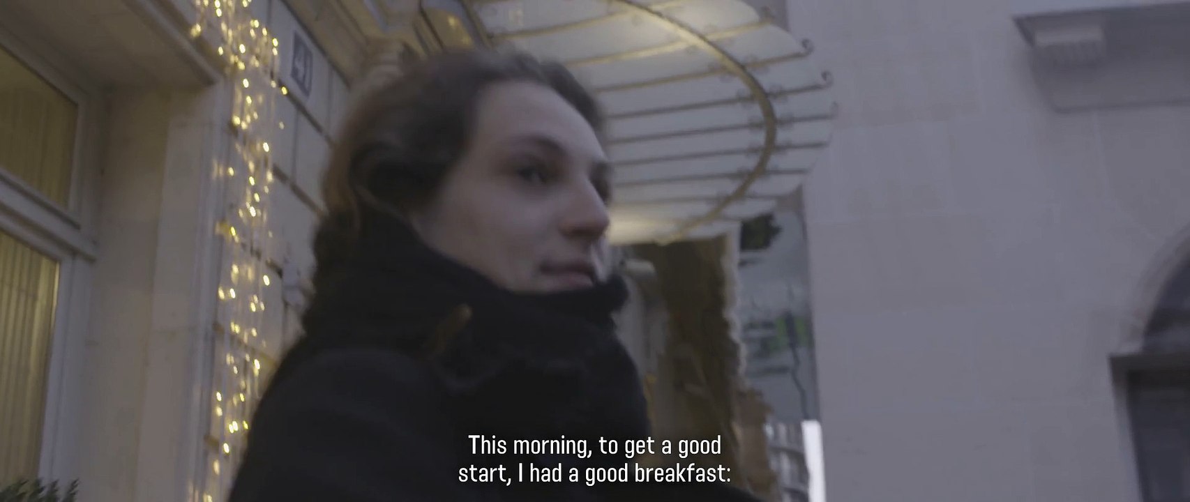 Vogue Follows - Une journée avec Othilia Simon