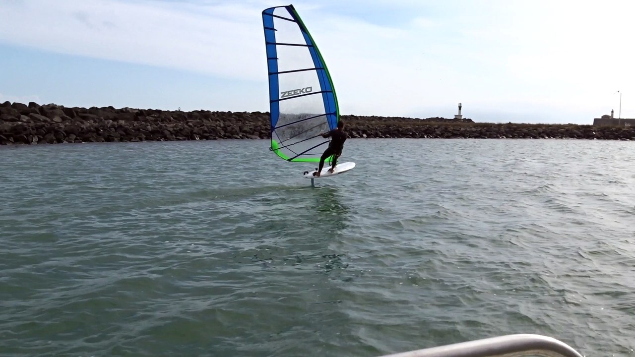 CAP D'AGDE - 2017 - CENTRE NAUTIQUE DEMONSTRATION DE L'HYDROFOILS 23 03 2017