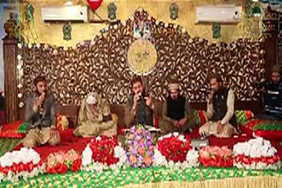 Naat Muhammad Farooq Sarwarii Qadri ( Qismat Me Mari )