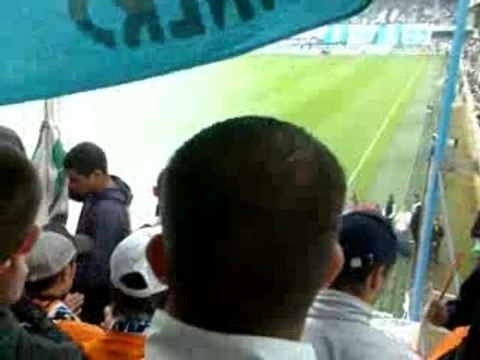 Auxerre OM entrée des joueurs hissez haut les drapeaux