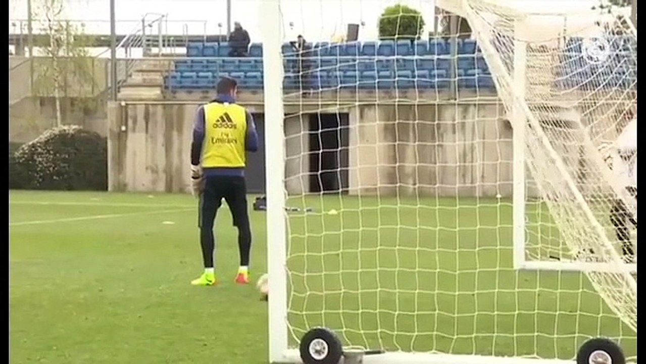 خلال تدريبات ريال مدريد.. "إنزو" يسجل هدف رائع