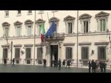 Roma - Attentato a Londra, bandiere a mezz'asta a Palazzo Chigi (23.03.17)