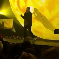 Drake Encourages Fans To Stay Strong After London Terrorist Attack: It's Time To 'Show Love' -- Watch