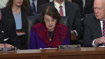 Feinstein questions Gorsuch on his detainee treatment advising