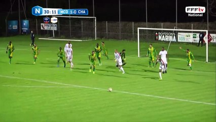 Corner repoussé par Munoz