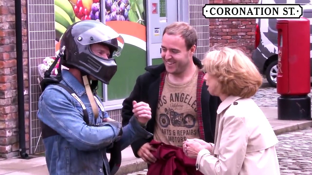 Coronation street Behind The Scenes: David Platt Car Crash