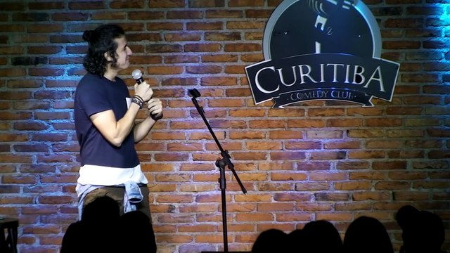 Afonso Padilha Stand Up Sobre Improvisos com a Platéia (Pinhais, Gays)