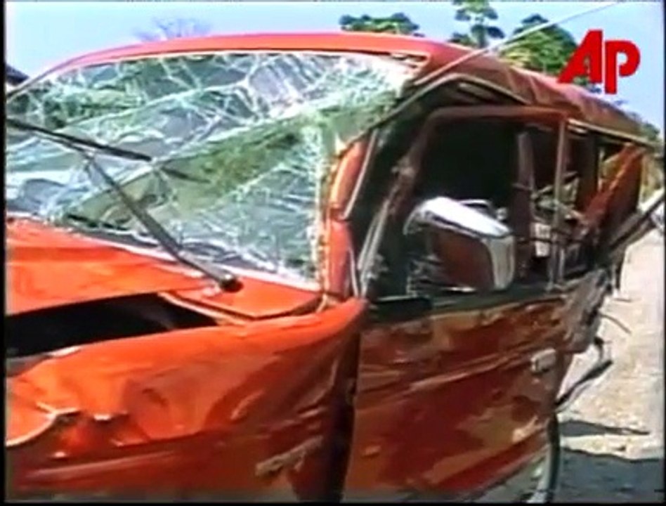 Lisa Left Eye Lopes Honduras Car Crash Accident Scene & Hospital Interviews TLC -CYBERTLC