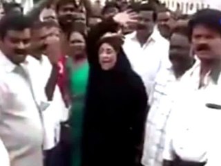 Admk Vanniyambadi mla Nilofer Kafeel violence video going viral
