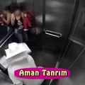 Asansörde Yapilmiş en guzzel Şaka