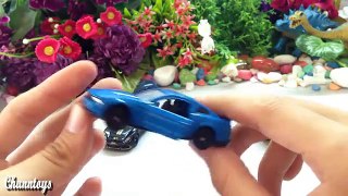 Kids toys cars collection Toyota Crown Comfort Taxi crash Mitsubishi Fuso Aero Star Eco Hy