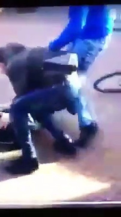 Hijab Wearing Muslim Girl Badly Beaten On Streets