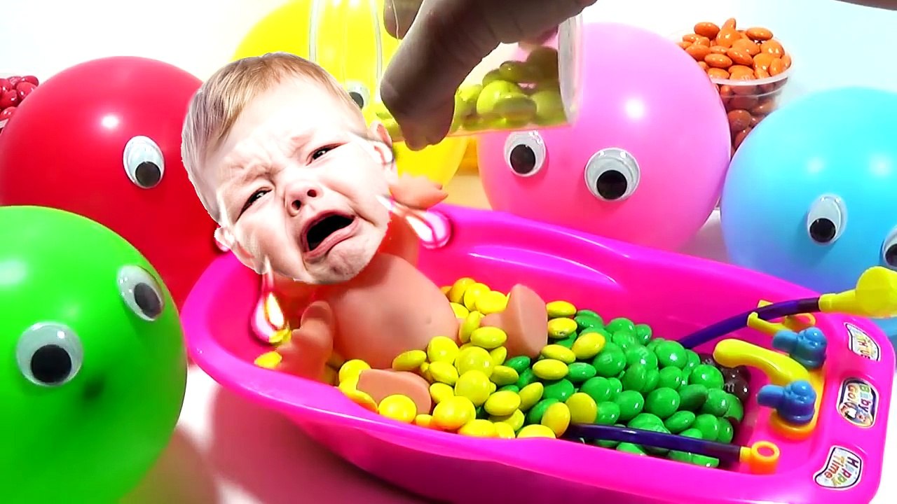 Crying Baby Balloon Song with Finger Family for Kids Learning Colors Babies Doll&MM for Children #2