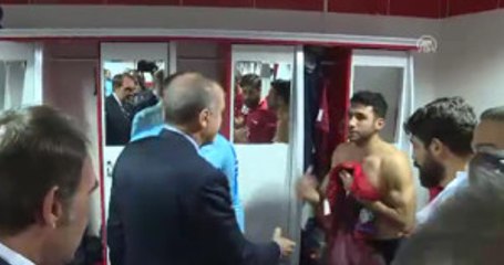 İsmail Köybaşı'nın Erdoğan Karşısındaki Zor Anları Sosyal Medyayı Salladı