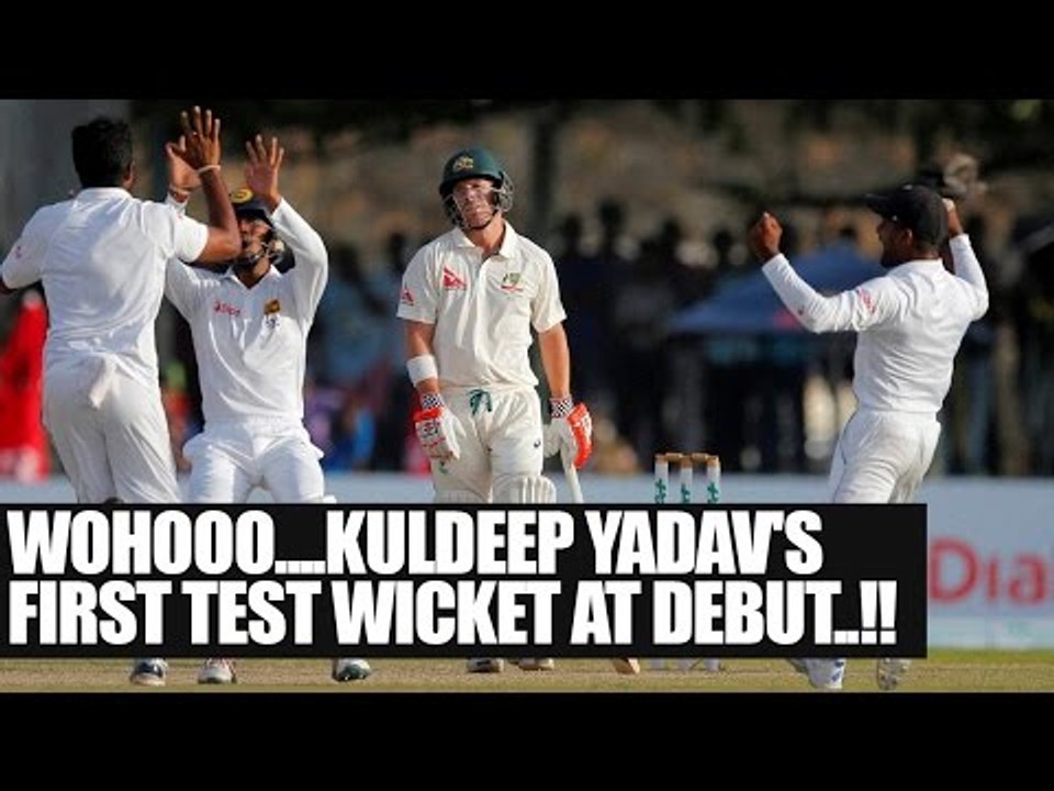 India vs Australia 4th Test: Kuldeep Yadav takes 1st Test wicket in David Warner | Oneindia News
