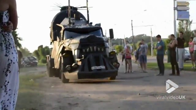 Mad Max en vrai... Véhicules de dingue