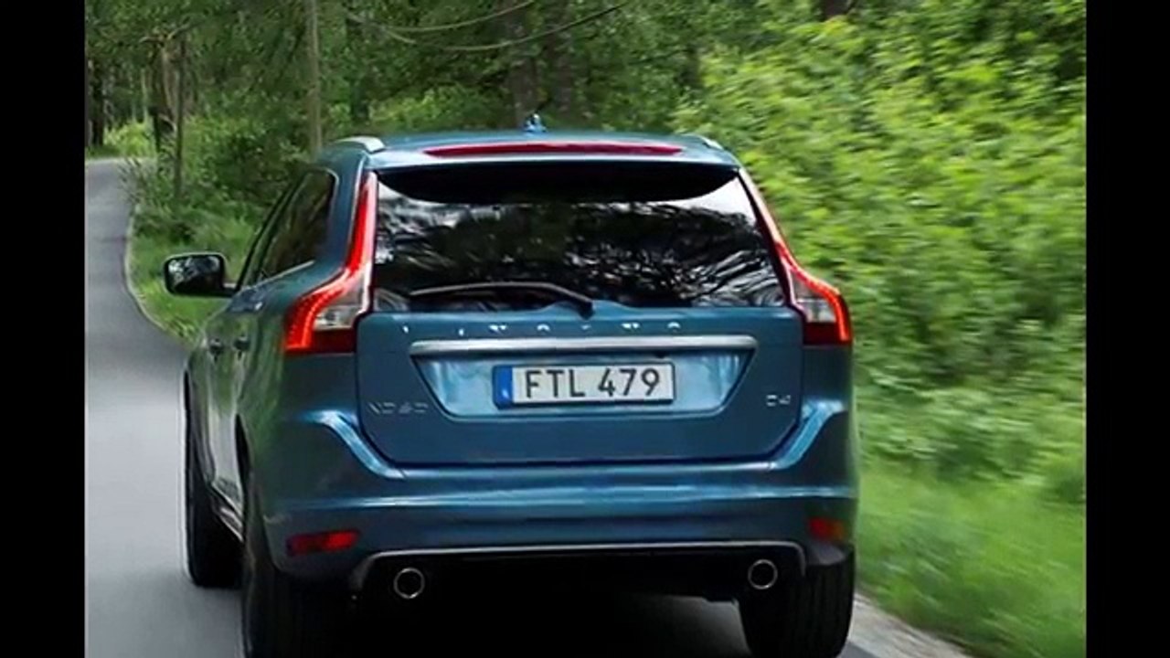 Động cơ 254 mã lực trên Volvo XC60! Tháng 3 biến động giá xe Volvo XC60.