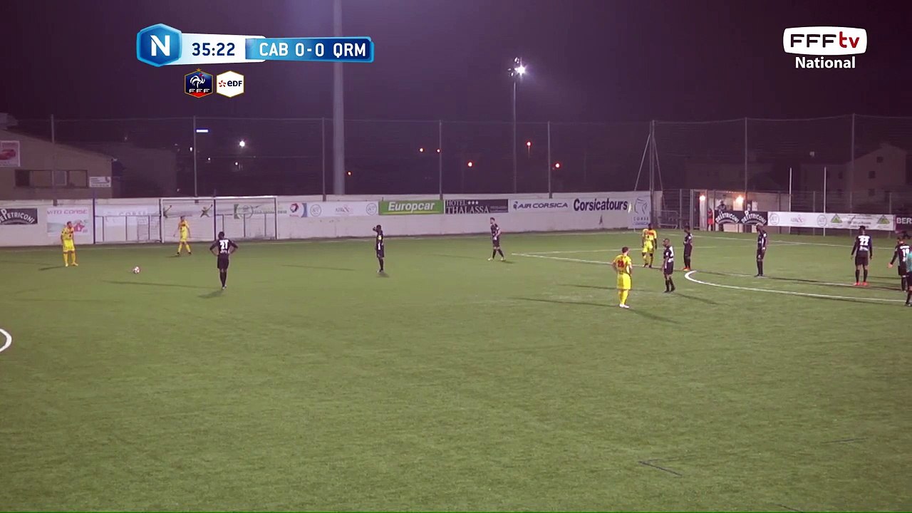 Coup franc lointain mais hors jeu