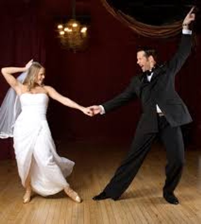 couple cute dance