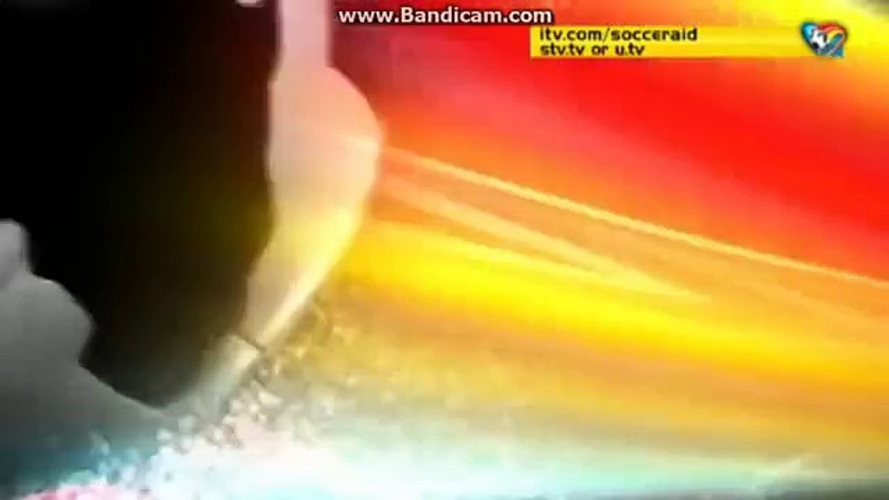 Ronaldinho Nutmegs Ben Shepard and Phil Neville in 2 seconds ( Soccer Aid 2016 England vs Rest of the World )