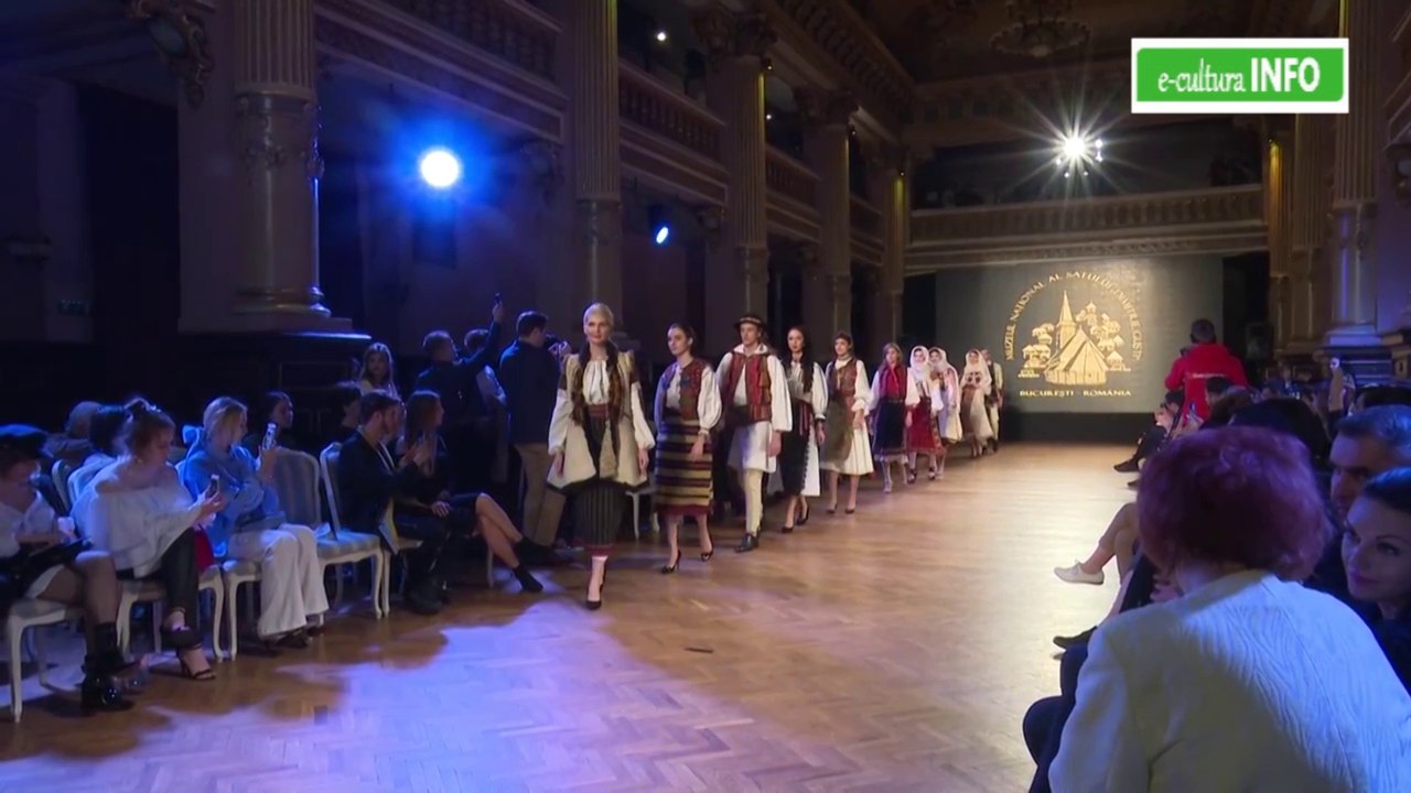 Colecția de costume populare de la Muzelu National al Ţăranului, prezentate la Romanian Fashion Philosophy