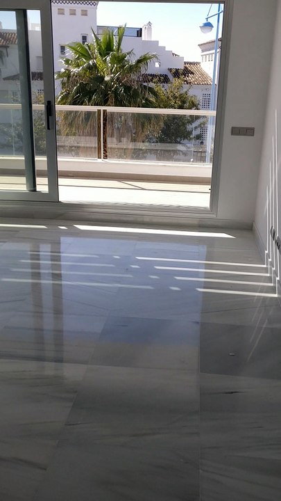 Penthouse Jade Beach 995 000 EUR