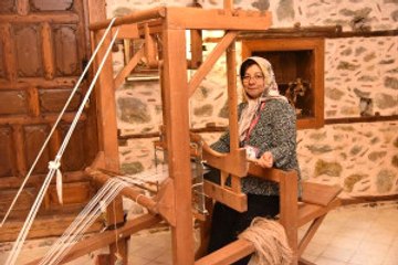 800 Yıllık Sanat Muz Lifi Üretimi Antalya'da Hayat Buluyor
