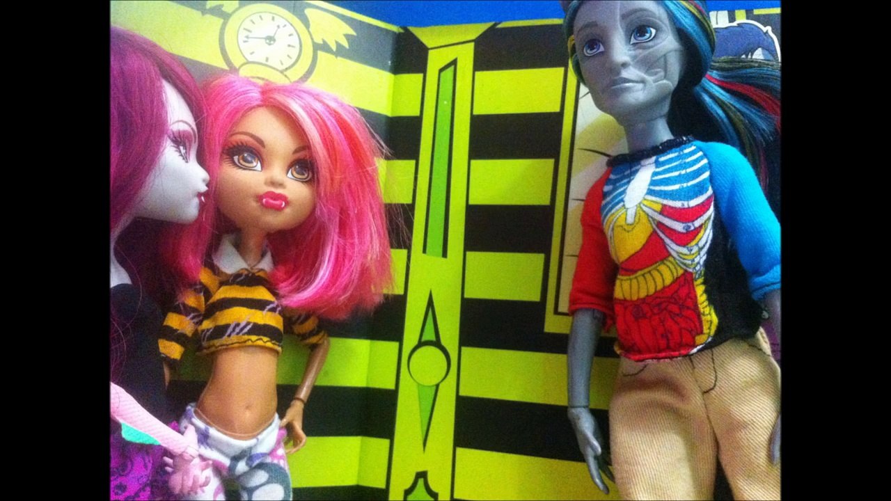 Clawdeen Gets Jumped | Monster High Slayer | Ep 22