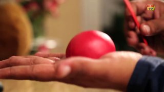 Miraculous Ladybug GIANT Ladybug Marinette Surprise Egg Play Doh