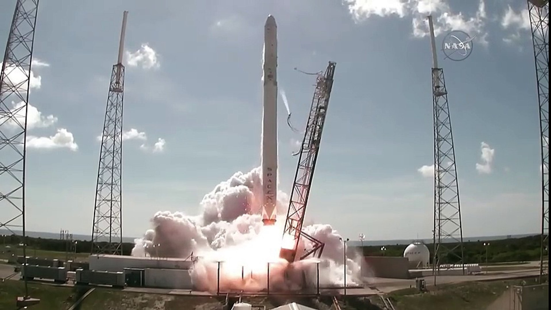 SpaceX Falcon 9 failure, CRS-7 crash