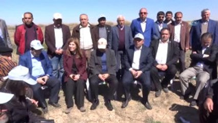 Aksaray'da 15 Temmuz Şehitleri Anısına 249 Fidan Toprakla Buluşturuldu