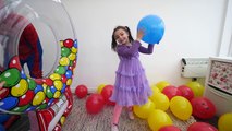LEARN COLOR Giant Balloon Toy Surprise Gumball Machine full of Balloons Learn Colors for C