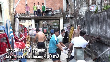 VnExpress | Thời sự | Biệt thự hoang chật kín tang vật vi phạm của quận 1