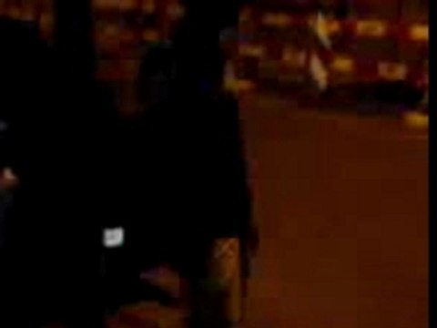 régis essaye de sauter par dessus une voiture vers. 2