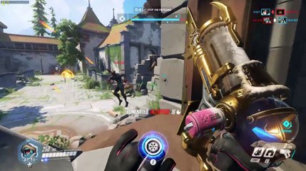 Overwatch: Orisa's mini Graviton slingshots Cryo-Mei off the map
