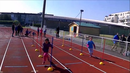 Les Poussinades de Fresnes le 25/03/2017 obstacles + Haies + Saut de grenouille éveils filles/garçons
