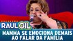 Mamma se emociona demais ao falar da família - 25.03.17