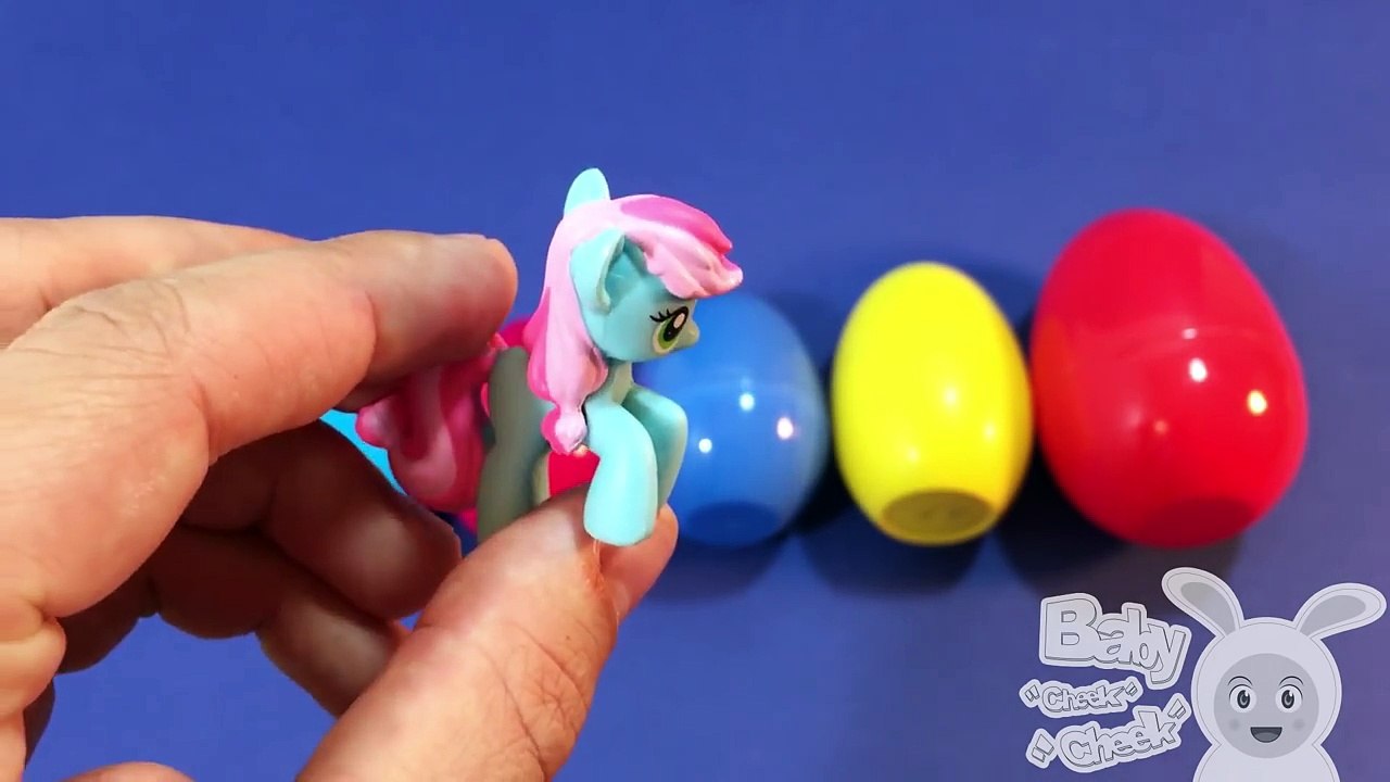 Surprise Eggs Learn Sizes from Smallest to Biggest! Opening Eggs with Toys Lesson 1