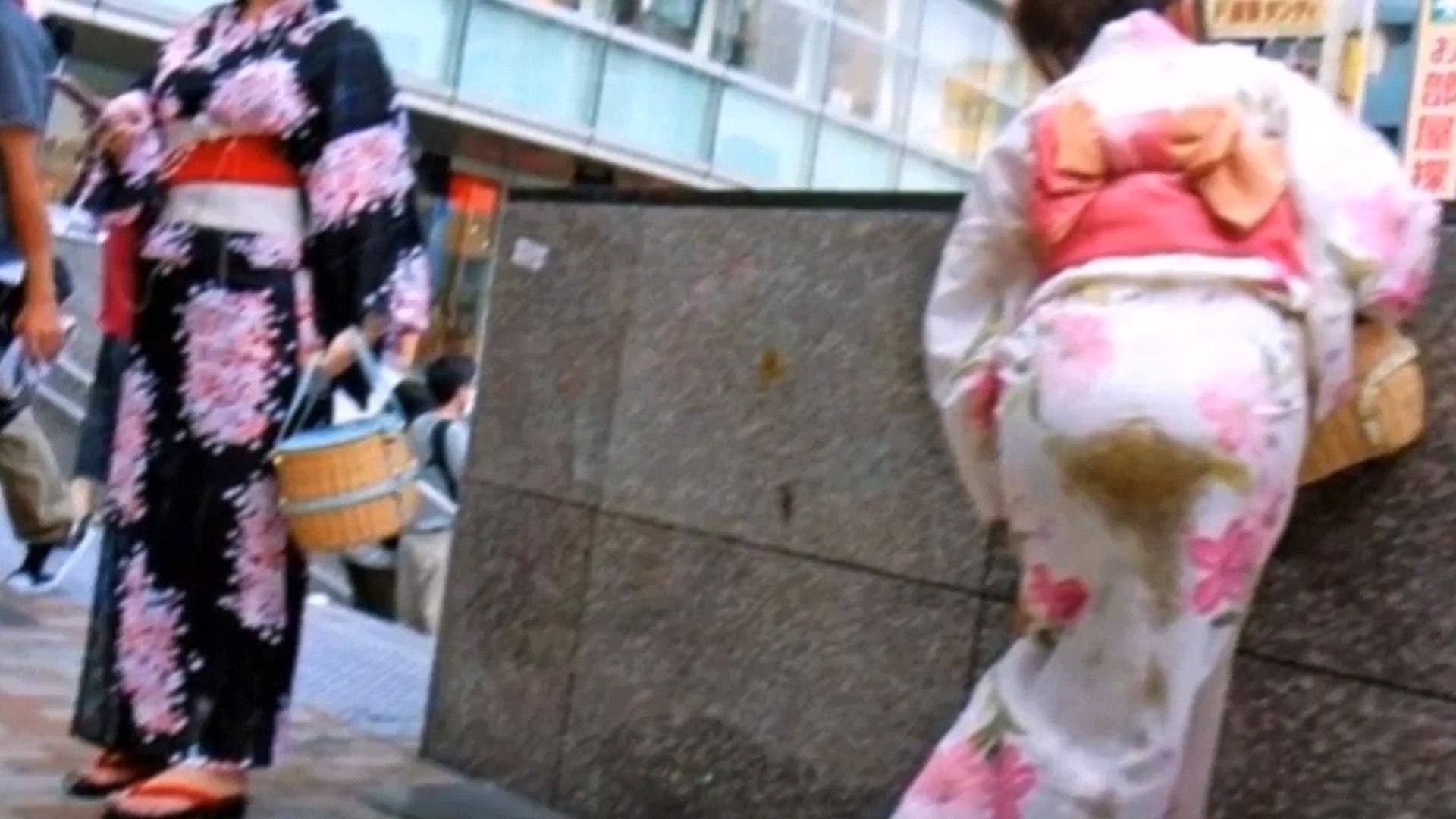 驚愕 よく見ると とんでもない画像 これはダメだろ 面白 思わず二度見してしまう画像 写真まとめ その18 一部閲覧注意 Video Dailymotion