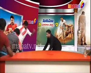 Pawan Kalyan Fans Fighting With Anchor In MANA TV STUDIO