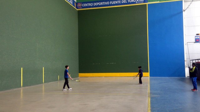 Frontenis liga juvenil Molareño vs Rivas 3ª partida video 1