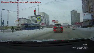 Russie accident de voiture ✦ accident de voiture russe ✦ conduite de voiture russe ✦ novembre