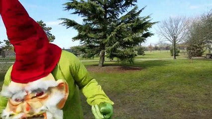 SPIDERMAN vs LEPRECHAUN - Magic Coins - Superheroes Change Colors In Real Life - Marvel IRL-jf