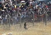 Başbakan Yardımcısı Kaynak'tan Korkutan Uyarı: 3 Milyon Mülteci Türkiye Yolunda