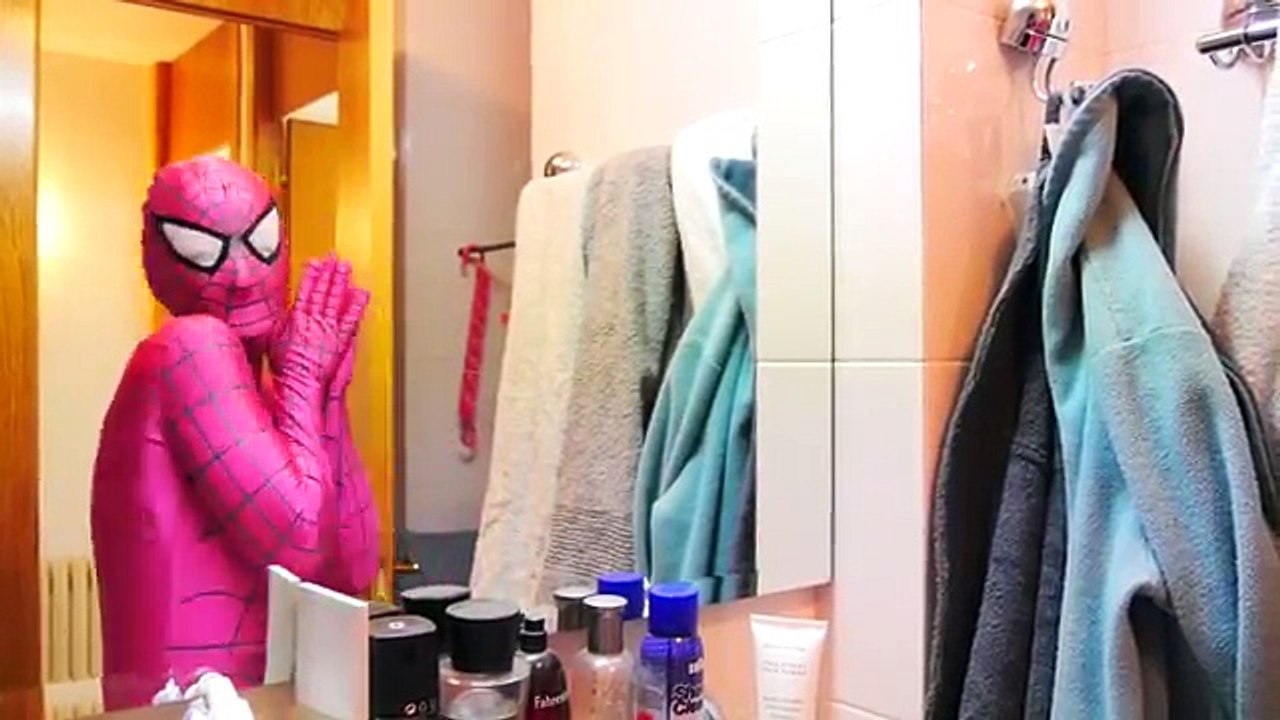 Человек-паук и замороженные Эльза против Малефисента, шутник! ж/ розовый Халк Человек-паук Супергерл шалость! Хлебать