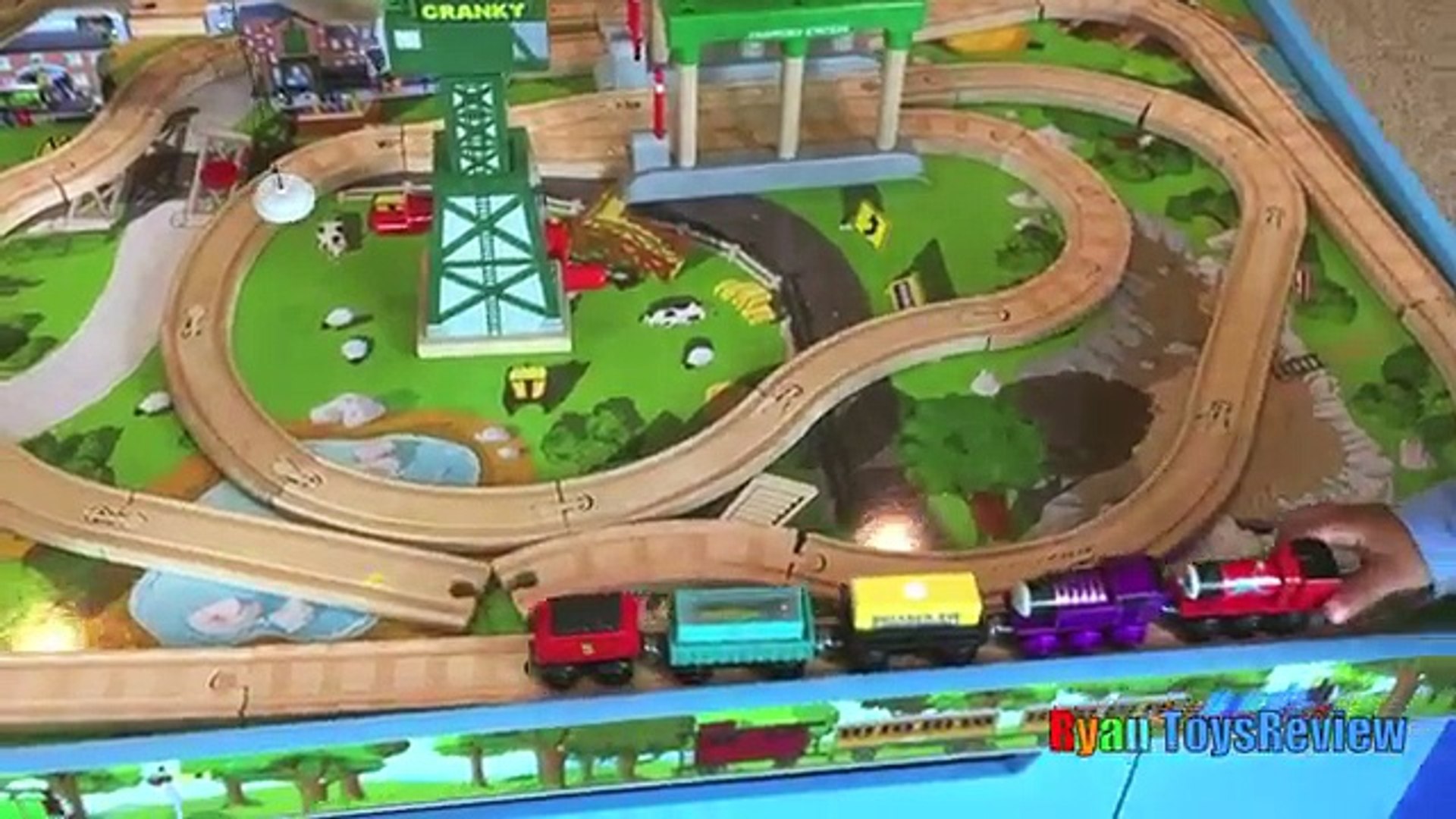 thomas and friends wooden railway knapford station