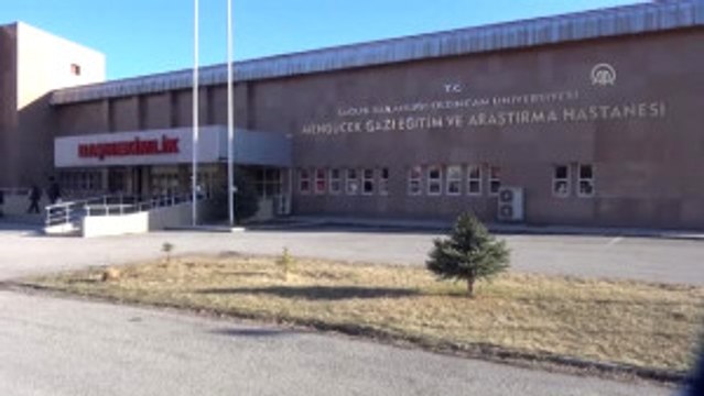 Mucize Şekilde Hayata Tutunan Üniversiteliye Başbakan'dan Moral Telefonu