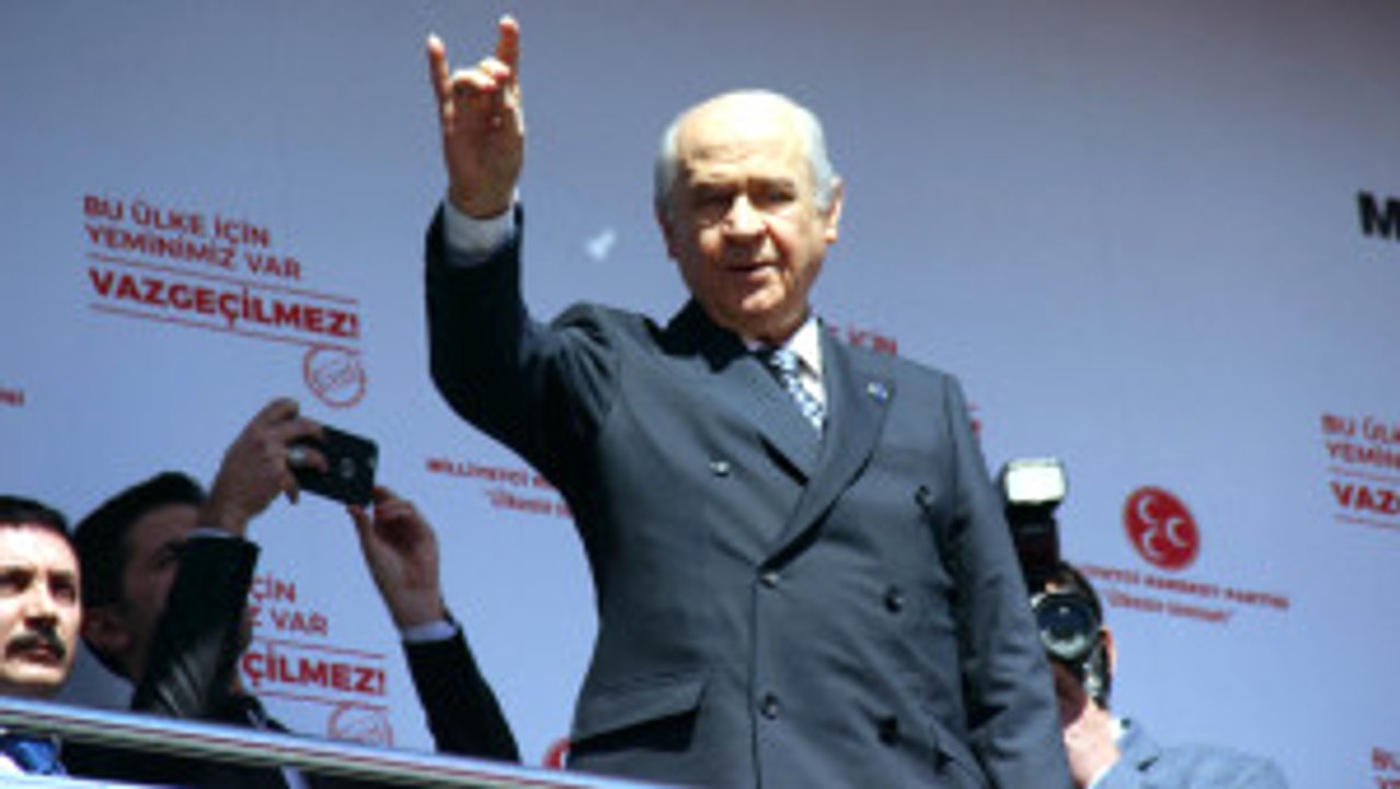 Bahçeli, 'Hayır Çıkarsa Gider" İddialarına Yanıt Verdi: Bana ne Oluyor?