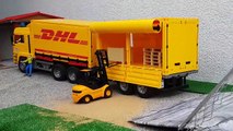 BRUDER toys DHL truck and forklift work-oYC